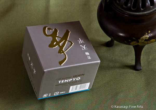 a beautiful & Noble Japanese incense with a rich resiny aroma of rare Vietnamese Agar-wood refined