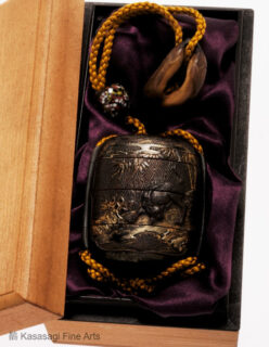 Late 1700s Lacquer Inro Dragon And Tiger