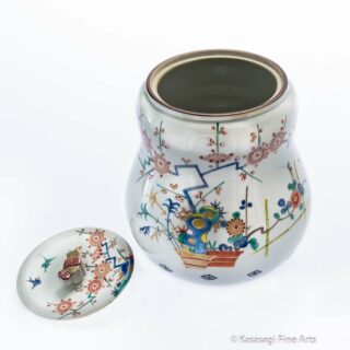 Signed Imari Kakiemon Mizusashi
