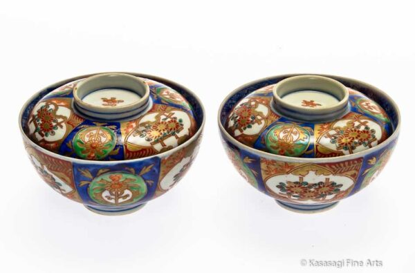 Two Kakiemon Style Covered Bowls