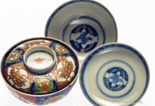 Two Kakiemon Style Covered Bowls
